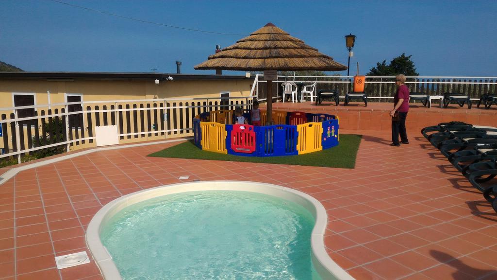 Camping Ali Baba Ceriale Exterior foto